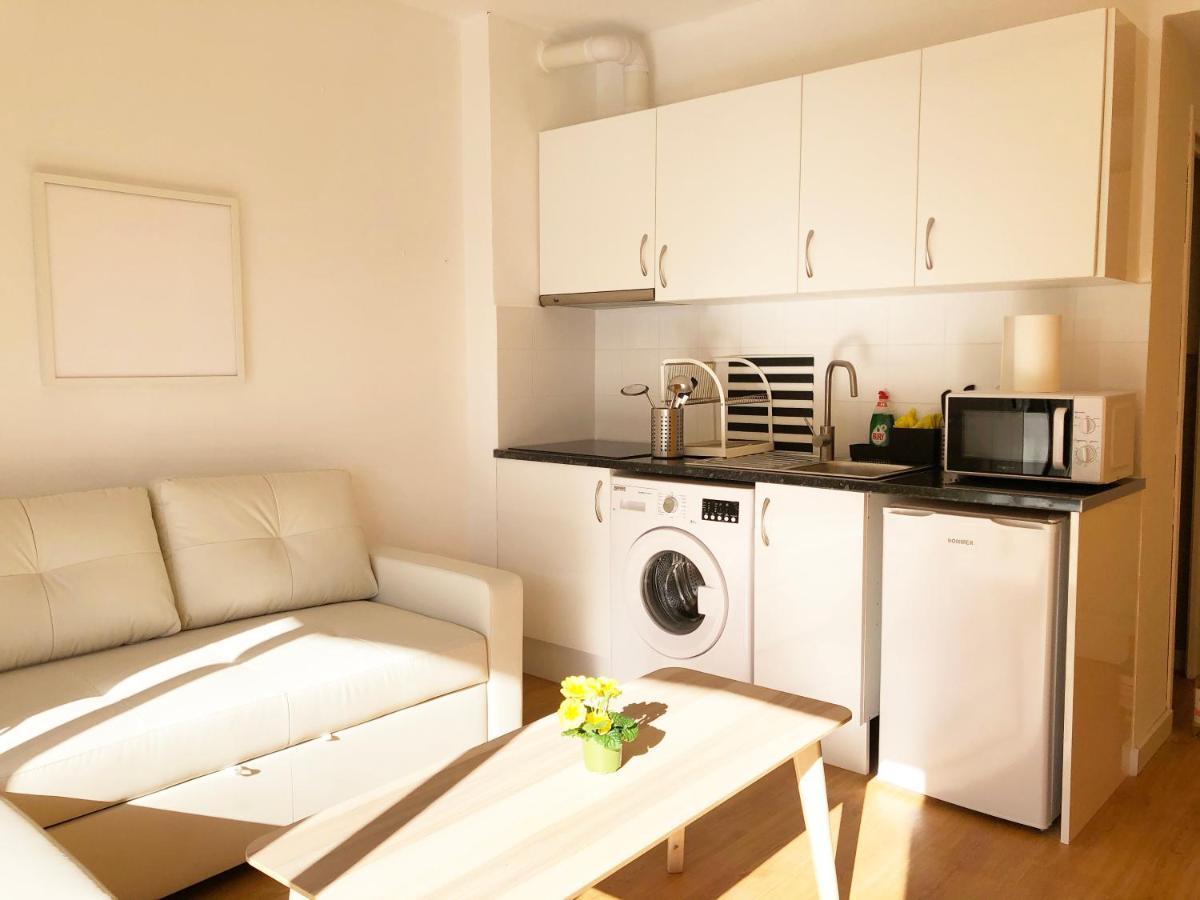 Lovely Seaside Apartment In Front Of Calafell Beach And Cunit Beach 塞古德卡拉斐 外观 照片